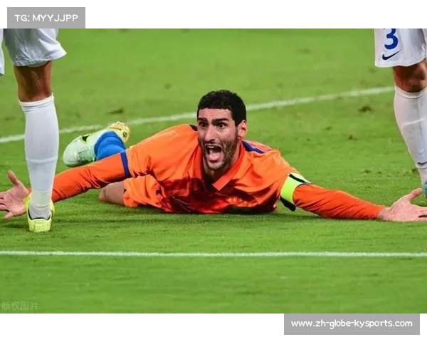 巴萨将在国家德比穿黄老板联名球衣曝光引发球迷热议